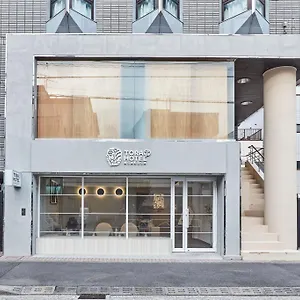 Tora Asakusa Hostal